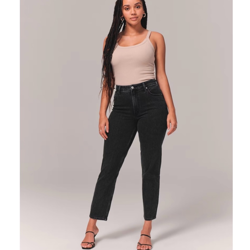 Abercrombie Mom Jean High Rise - Size 26